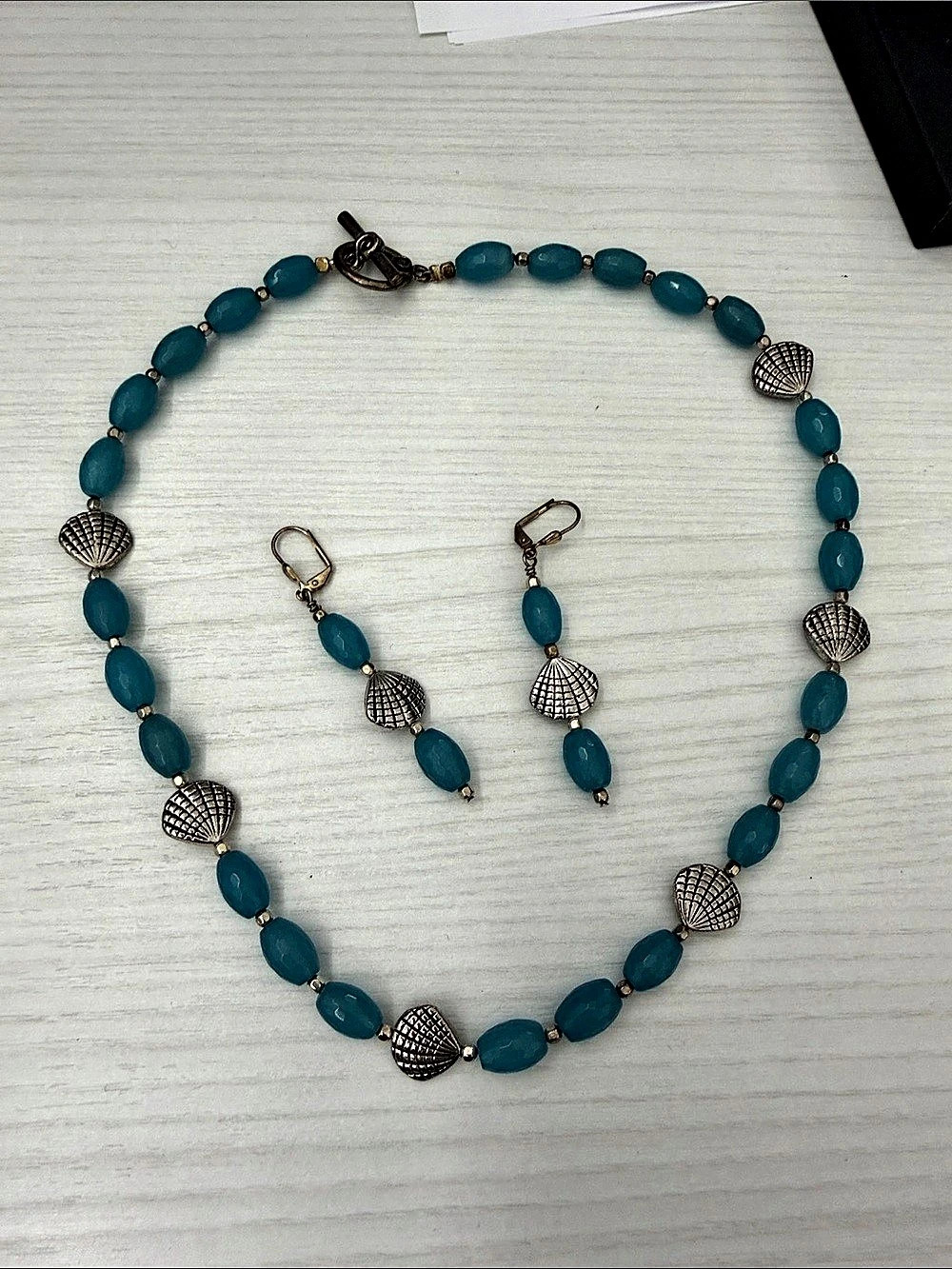 Blue Beaded Shell Necklace & Earrings Like New